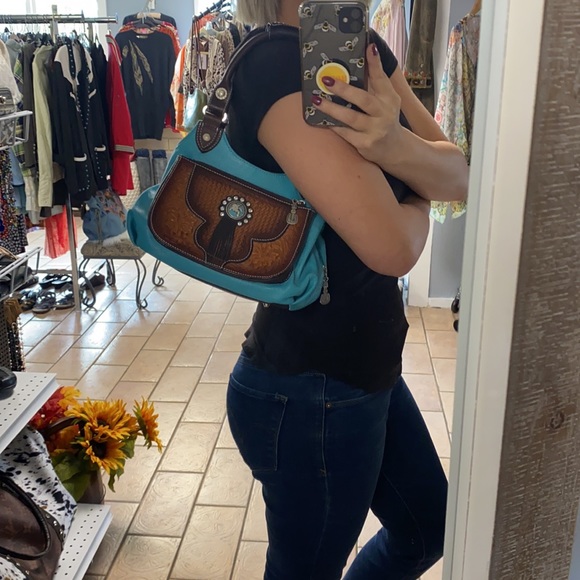 SOLD — Montana Silversmiths Purse - Picture 7 of 7